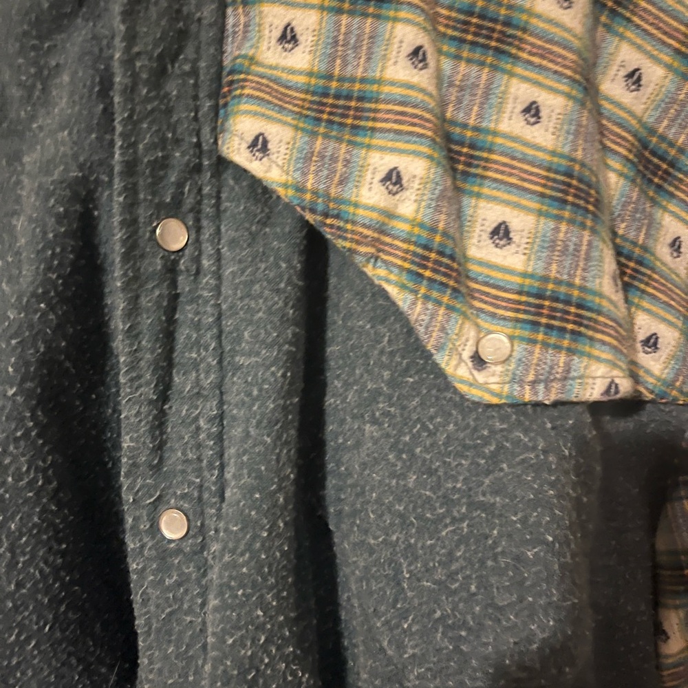 Flannel/button up - Picture 3 of 4